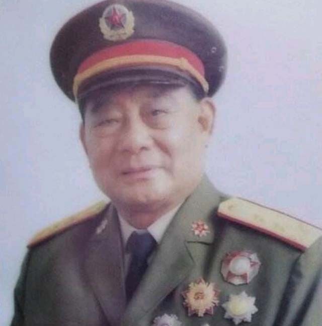 1985年裁军重组七大军区，司令员都是谁？后来又被授予了什么军衔