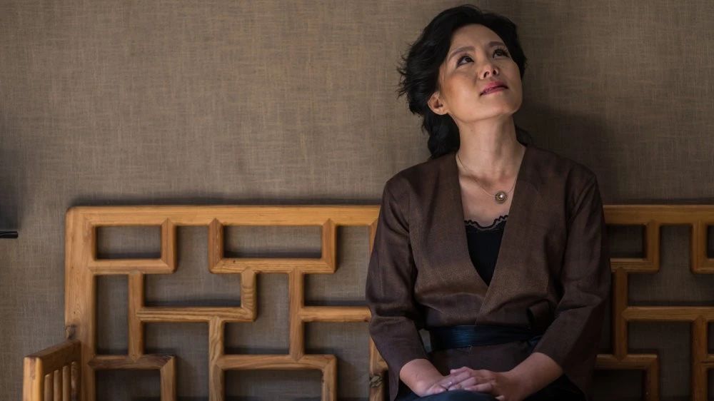 不唱神曲的龚琳娜，让所有人都忐忑了