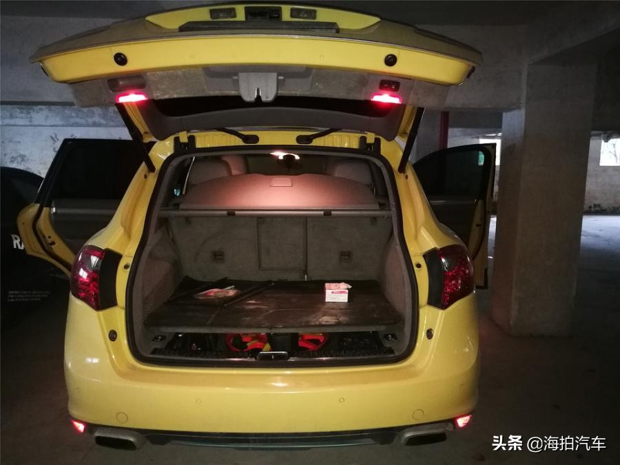 「第一次拍卖」浙江省温州市车牌号为浙CG111M凯宴牌小型越野车