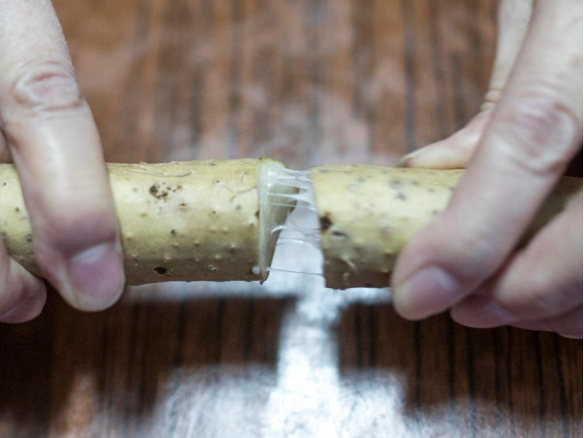 给山药削皮手会痒？只因为你少了这个操作