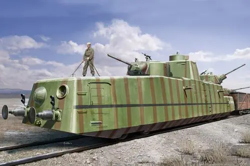 “陆地巡洋舰！”苏联装甲列车发展史，一路开向柏林