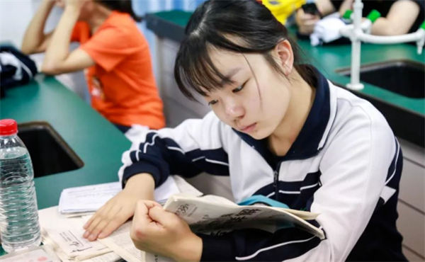 高考新增“身份限制”，艺术考生范围缩减，体育生或迎来福音