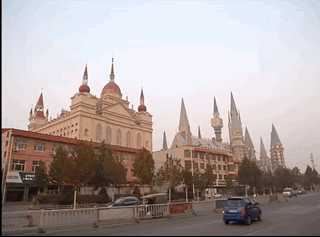 校园可以同时开拍哈利波特和还珠格格，中国最神奇的大学在哪里？