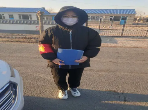 吉林水利电力职业学院一九级学生在家乡参加抗疫志愿者活动中来