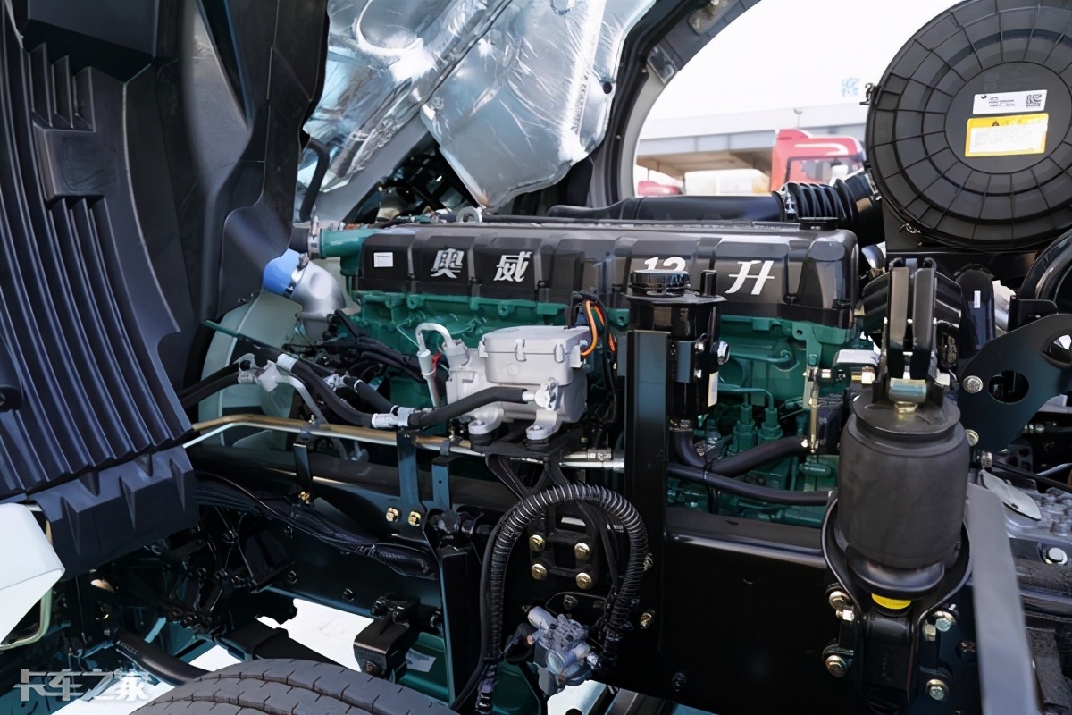 550马力加AMT，还标配液力缓速器，详解解放JH6牵引车