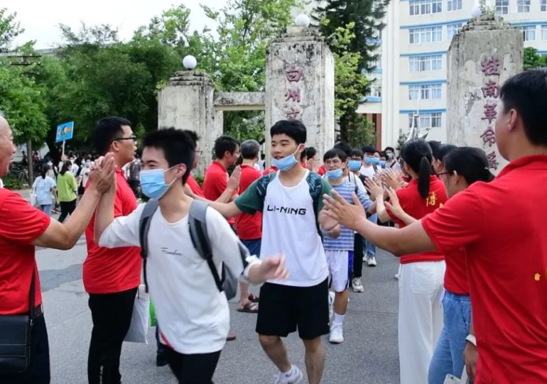 跟本科线差几分，未必只能读专科，抓住补录机会同样可能被录取