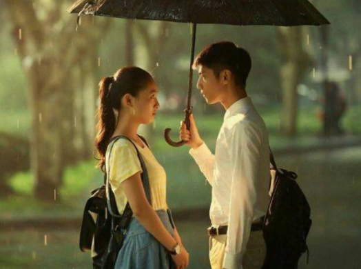 出道即巅峰，搭档皆顶流，“武大校花”吴倩怎么把一手好牌打烂的