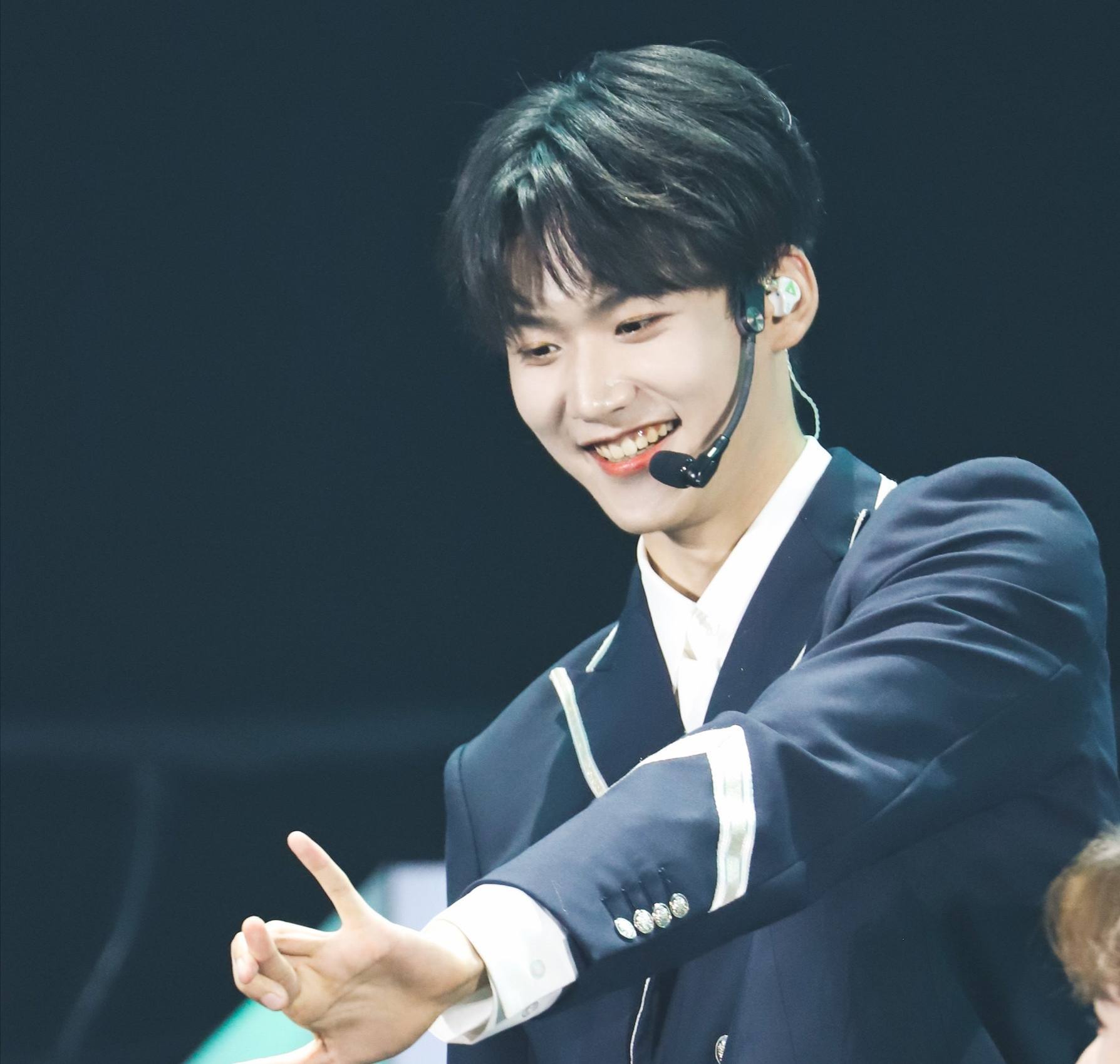 《创4》中的贵公子:"嘉行太子"不算啥,全家哈佛才让人羡慕