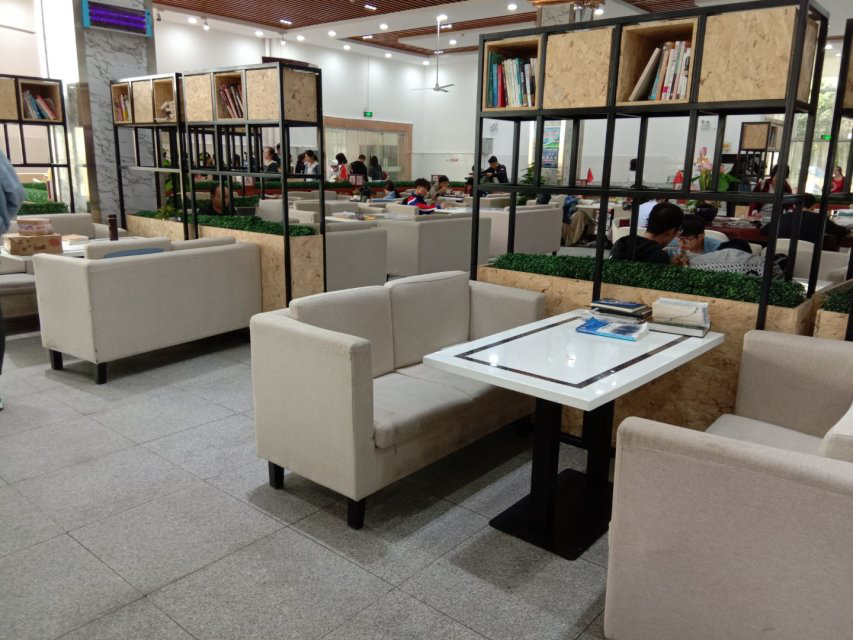 占地2000余亩，投资8000万建新宿舍，湖北这所大学“太豪华”