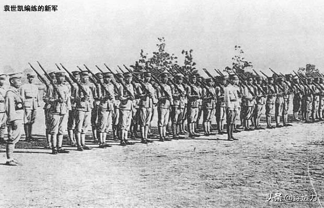 早年留学德国柏林军事学院的段祺瑞，最终走上民国大军阀的道路