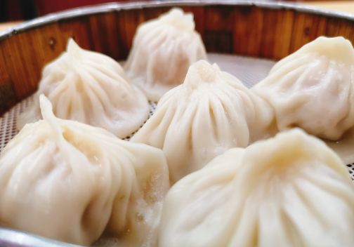 重庆这所高校：坐拥四大校区，出门就是地铁，食堂宿舍堪称