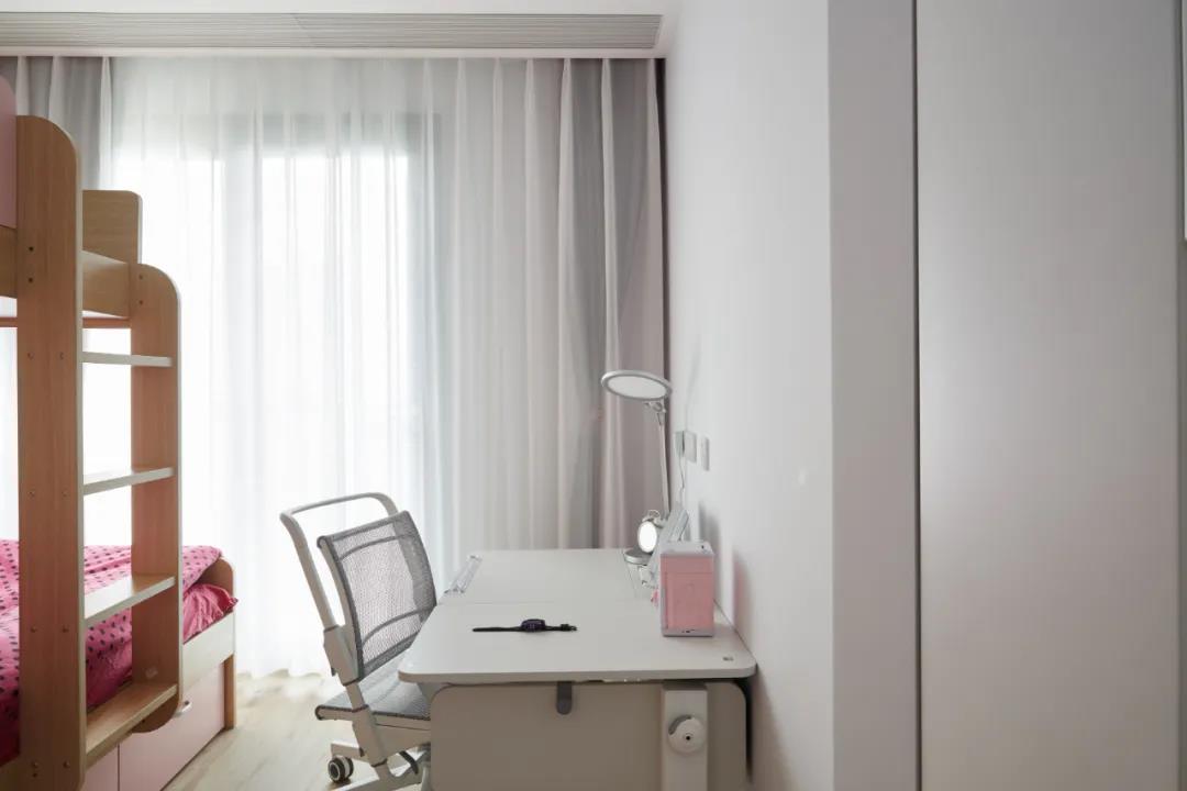 杭州夫妇晒115㎡新家，装修简约，却有藏不住的高级感，值得学习