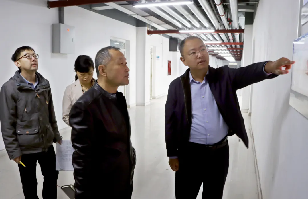 河南艺术职业学院领导到文化与科技产业学院视察