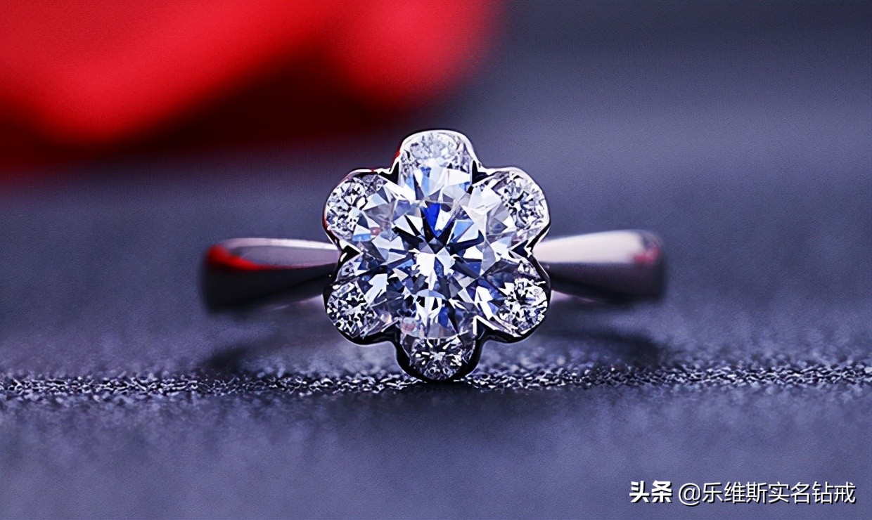 什么是頂級鉆戒？頂級鉆戒貴不貴？國慶節買頂級鉆戒劃算嗎？