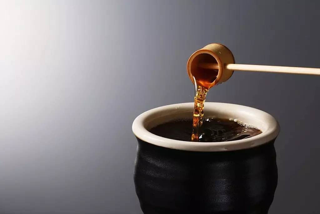 山西最好吃的陈醋是什么品牌？过来人告诉你，小作坊的味道才正宗