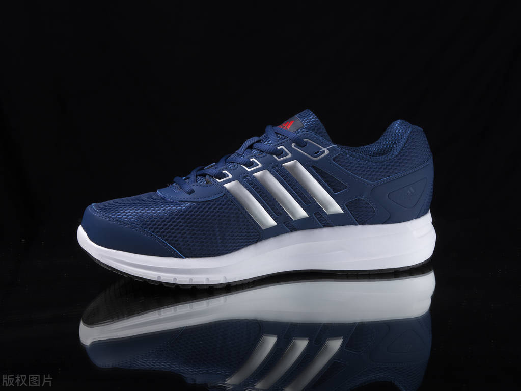 adidas：为一个梦想坚持了70年，至少影响了3代人