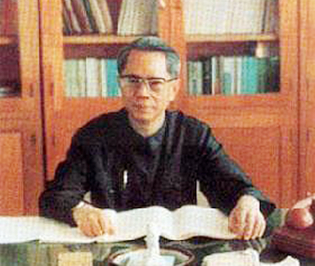 方毅：官至副国级，36岁任上海市委常委，63岁任中国科学院院长