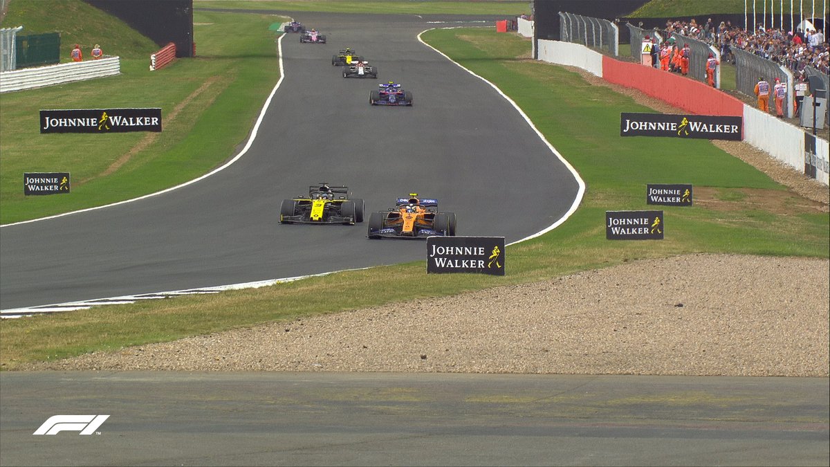 F1英国站正赛：汉密尔顿夺冠 勒克莱尔季军 维特尔撞车