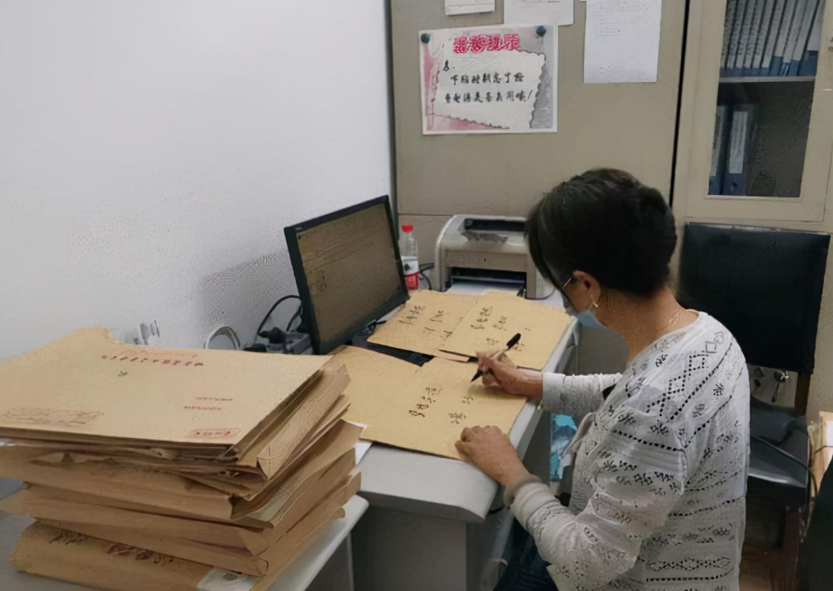 大学生毕业后，签订“三方协议”要谨慎，可能会影响学生正常就业