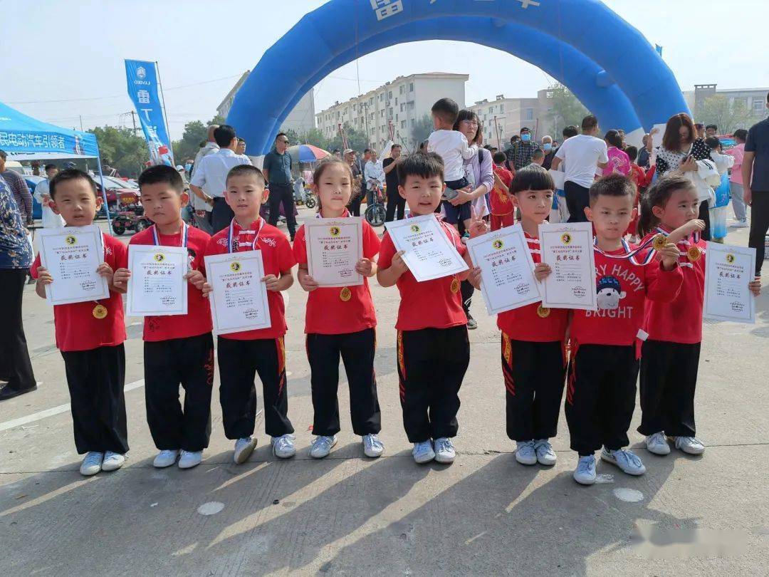 不要耽误了：武术学校学习有年龄限制吗？几岁去习武效果最好？