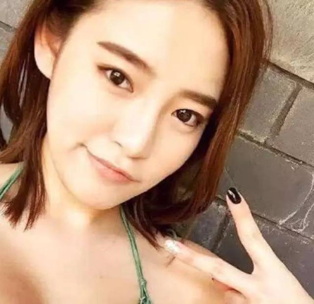 王思聪的风流情史，靠金钱征服了15个女人，如今却沦为了爱情舔狗