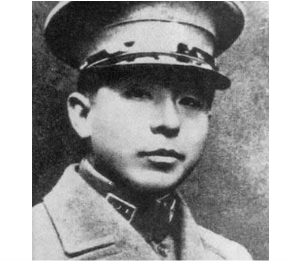 张伯苓曾参加甲午海战，幸而没有牺牲，转行教育终成大师