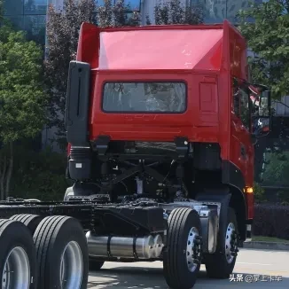 一体式制冷机+56m³大货厢 东风KL牵引车 跑冷链不切割驾驶室