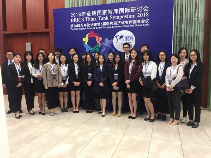 这类人才需求紧迫！就业率超95%，优秀毕业生进入世界500强或海外名校深造!