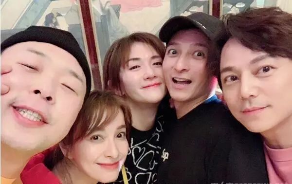 《快乐大本营》被曝停播，专属黄金档改播电视剧，官方未正面回应