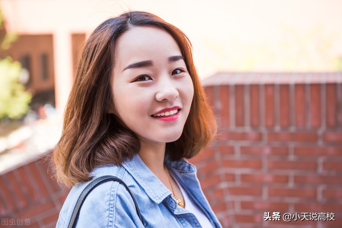 女大学生仙人跳未遂怒报警，警方发现：她和不同男性开房40多次