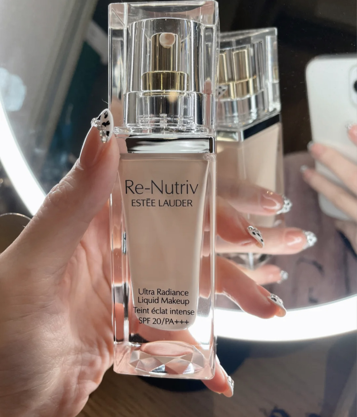 雅诗兰黛全线产品中，值得用的不是小棕瓶，而是这四款