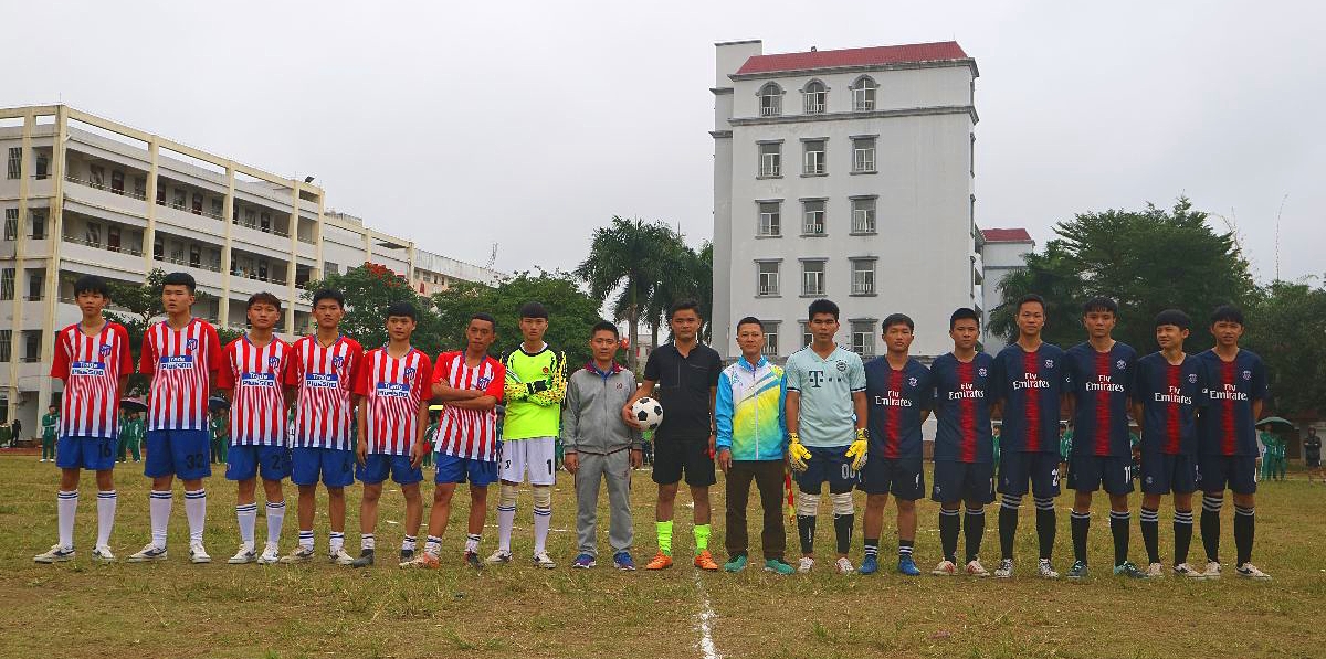 万宁市第二中学：“低进优出”，映日的荷花别样的红