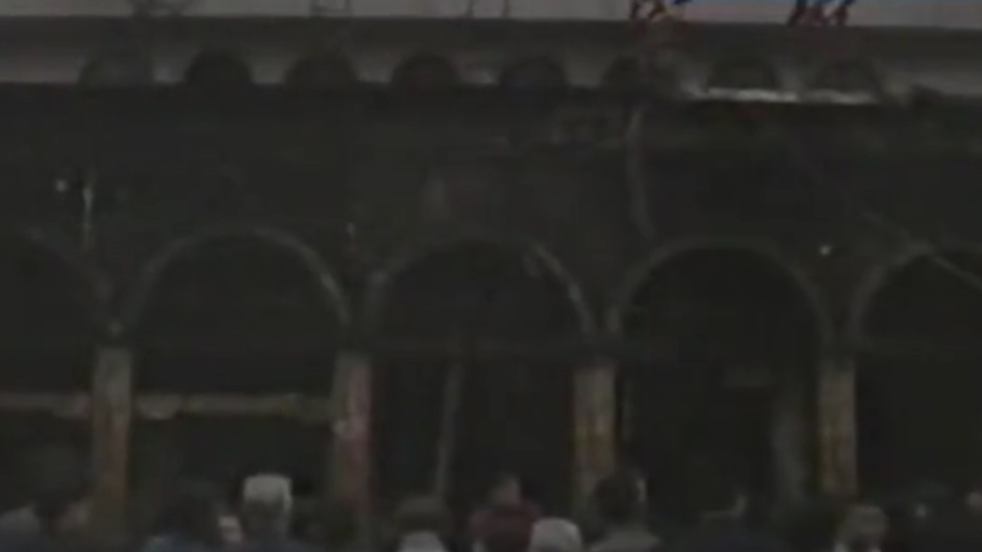 胖东来创始人于东来：90%利润给员工，冲在抗洪第一线