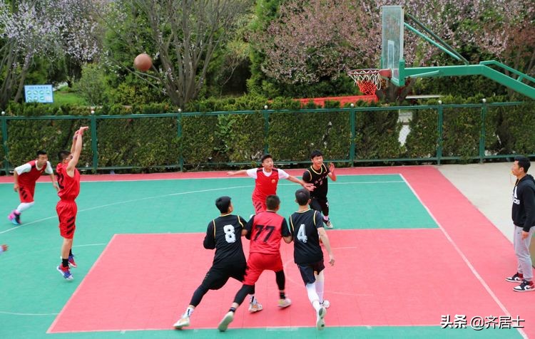 挥洒汗水，放飞青春—泾川县第三届中小学生运动会侧记