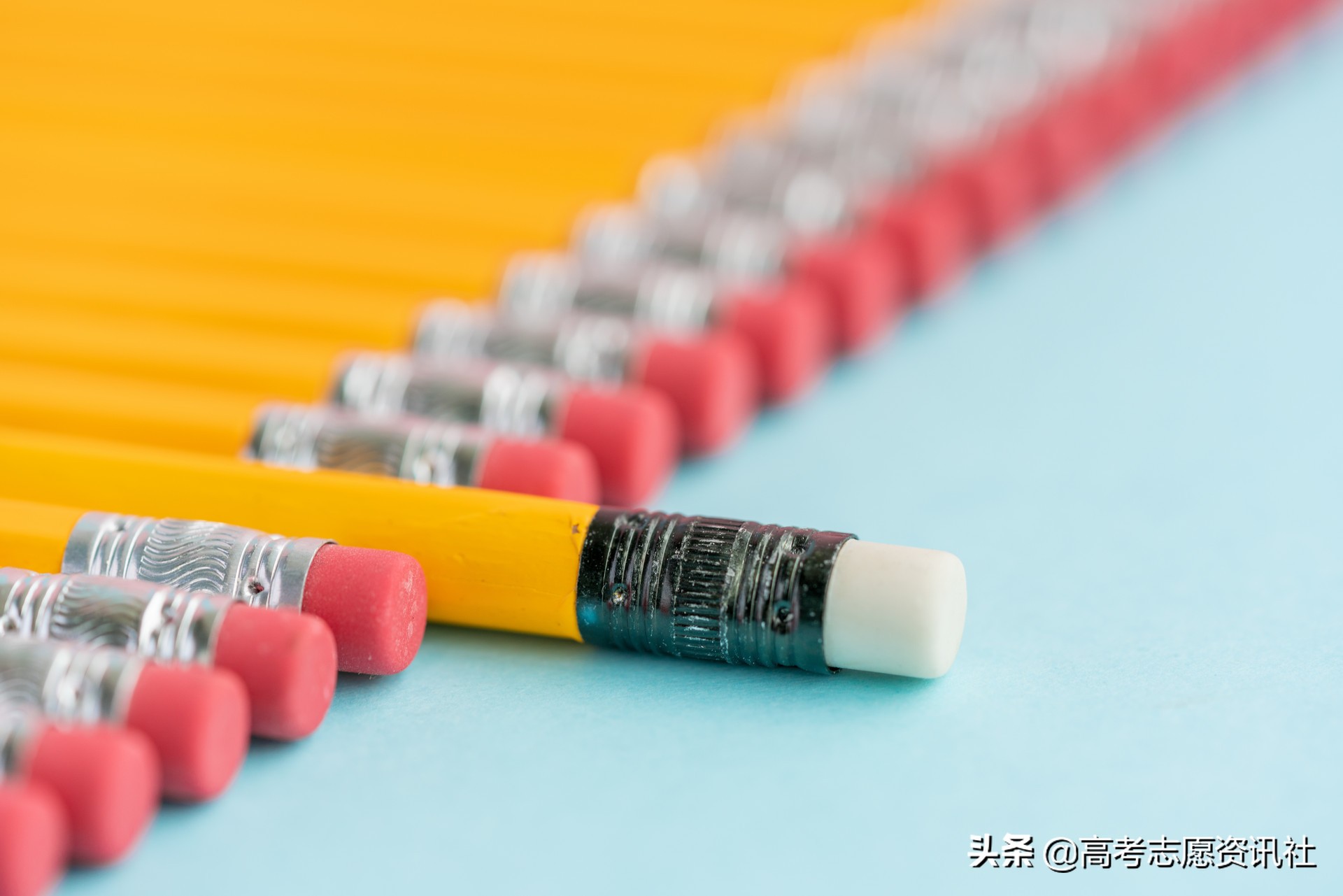 教育产业化、超级中学，导致四川高考难度逐年提高