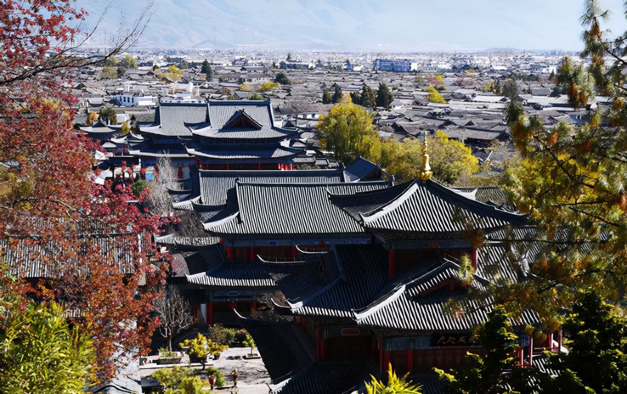 麗江玉龍雪山6日5晚旅遊景點包含石林國家地質公園,劍峰池,石林風景區