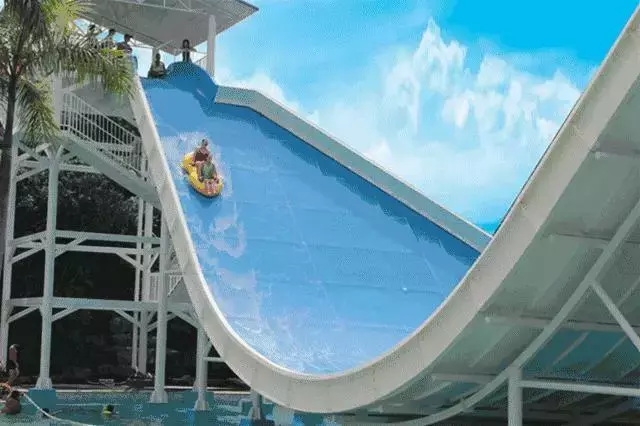 点子王七岁生日会等你来！水上狂欢盛宴，清凉又刺激