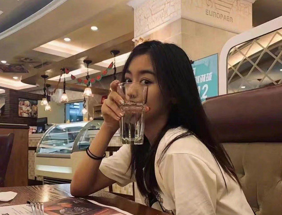 辽宁艺考生曾新杨，中戏表演专业第一，文化课高达589分却遭质疑