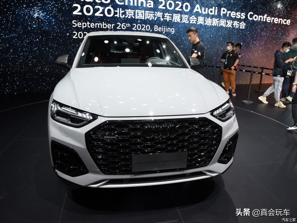谁的颜值更高？Q5L Sportback对比宝马X4