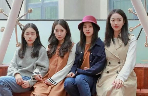 中南大学再现学霸寝室，4位美女姐姐保研名校，颜值气质也在线