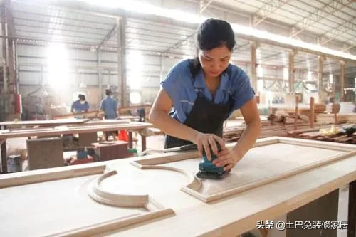 买个门要等一个月？别催了，你的门还要再刷10遍