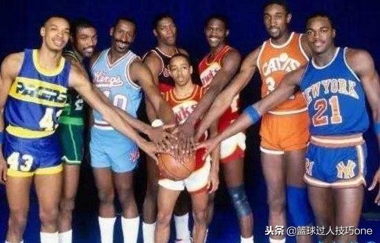 nba为什么没有矮个子(图看矮个子如何在NBA立足？不仅靠速度，一身肌肉不输内线大汉)