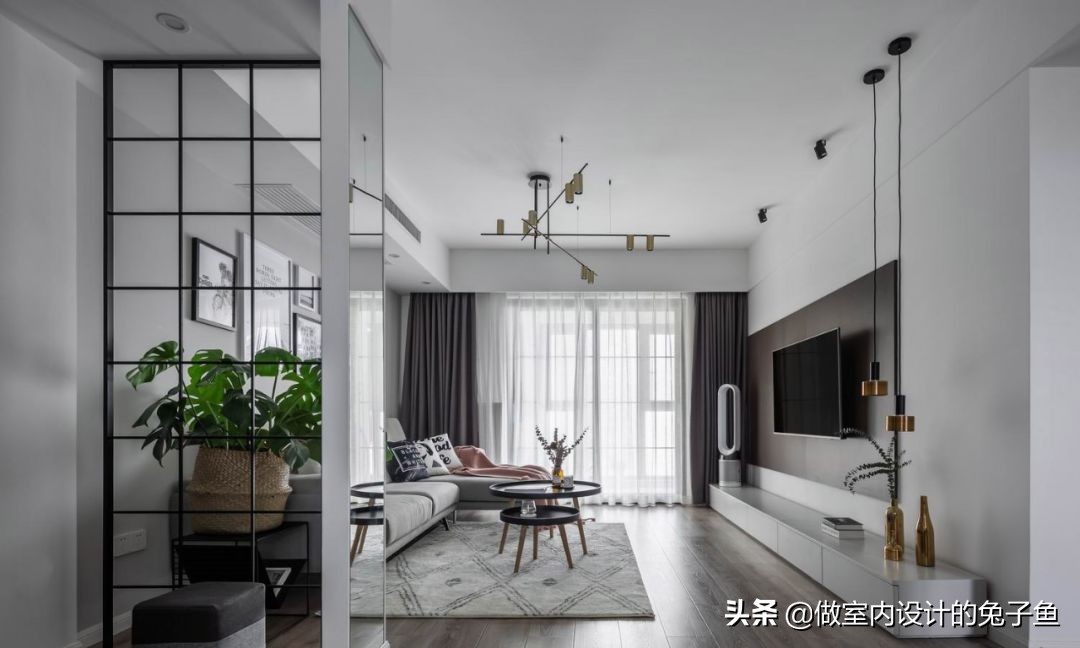 入户门对着客厅窗户的设计建议