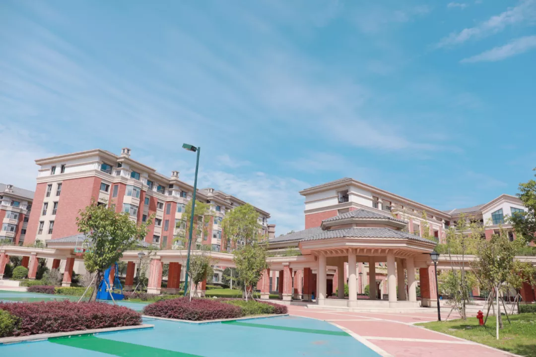 小浪探校 | 小班化教学，性价比超高，温江这所学校真香