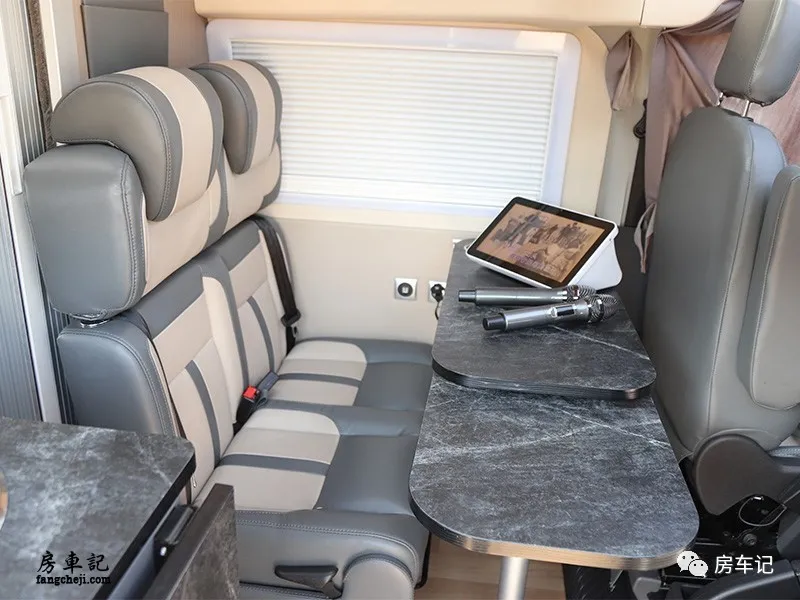 沿用轻客销冠车型,打造时尚B型房车,宇通B520售价36.8万