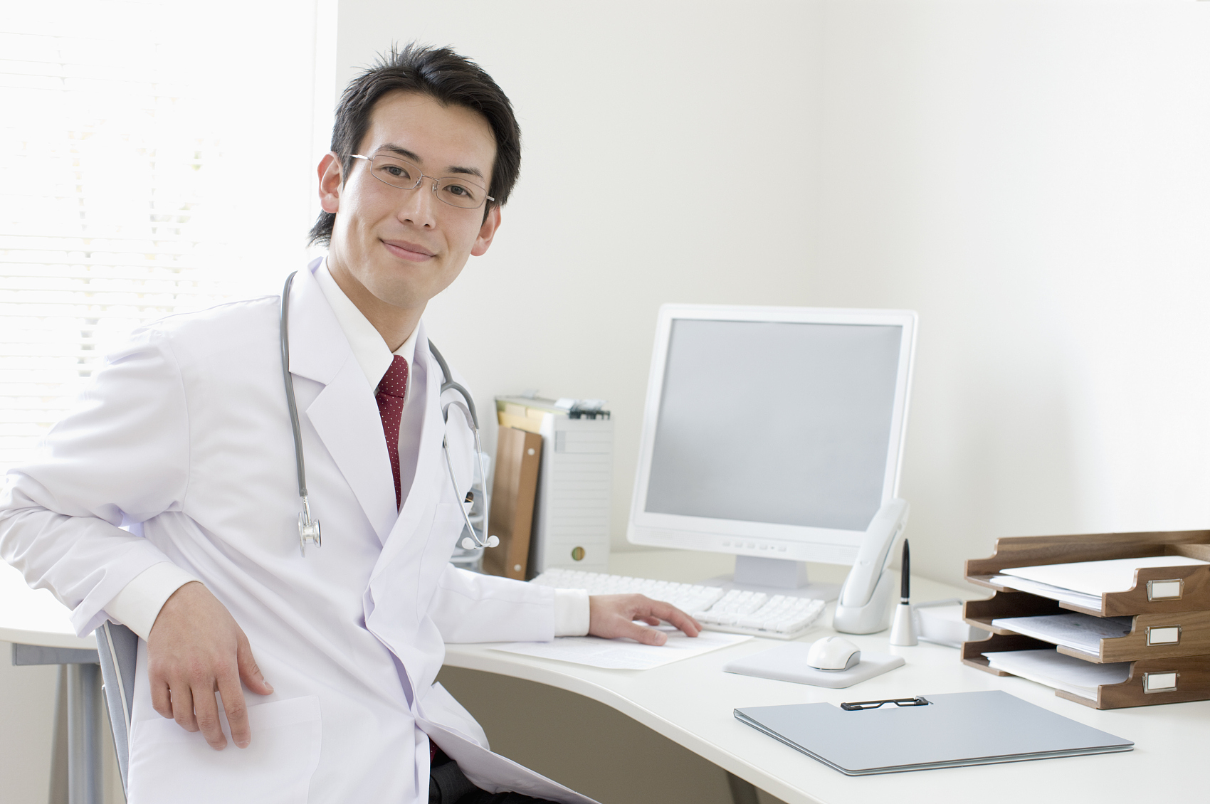 高考：我国这6所医学类高校，不在省会城市，却有公认的好口碑