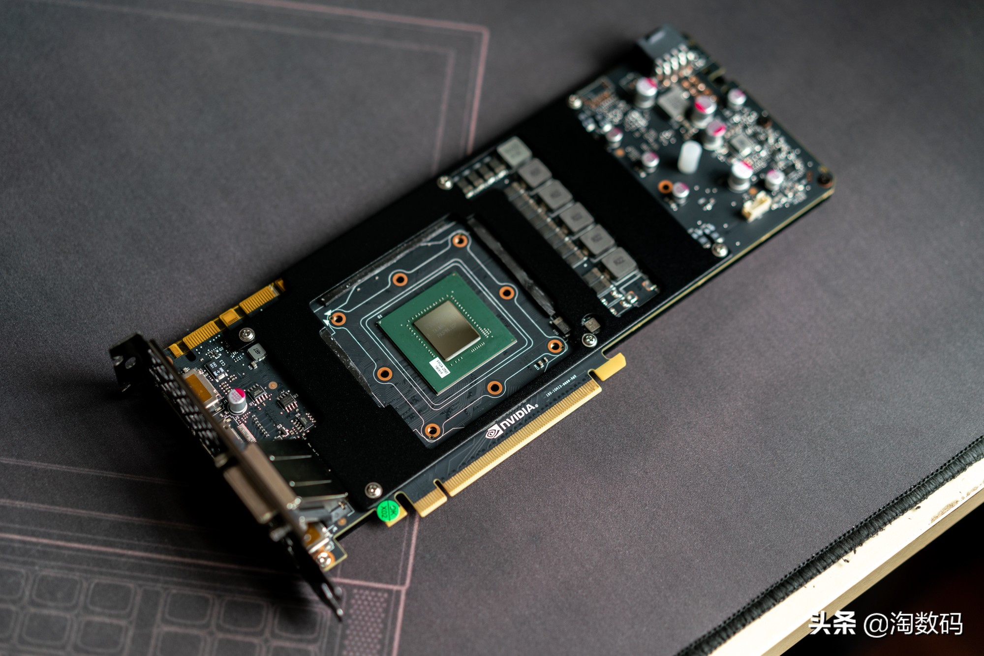 头铁入手￥1799的GTX1080显卡，先拆再测保平安，还一年保修