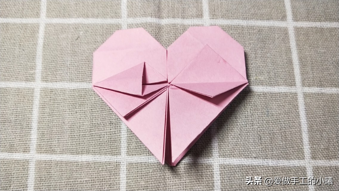 折纸教程:当爱心遇上蝴蝶结，简单别致，漂亮加倍