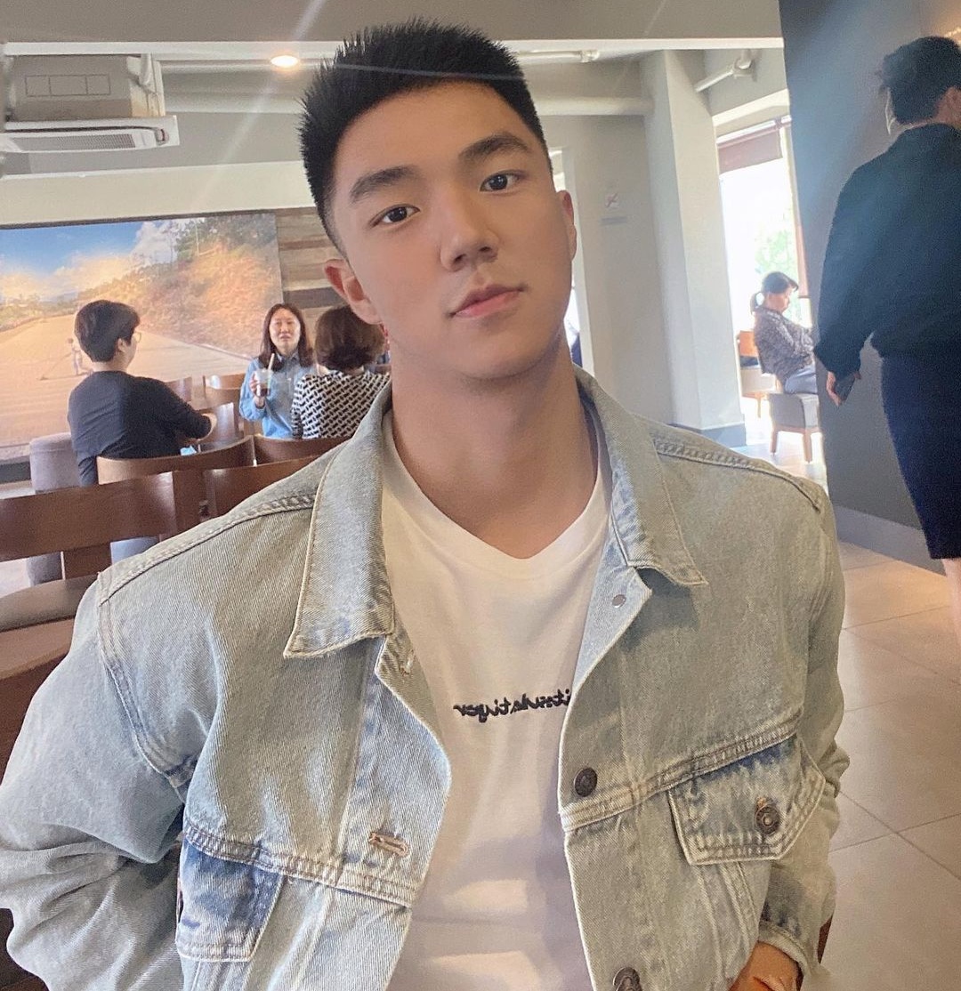 男生剪"寸头"又拽又帅,2020秋天就留短发发型,尽显潮男范