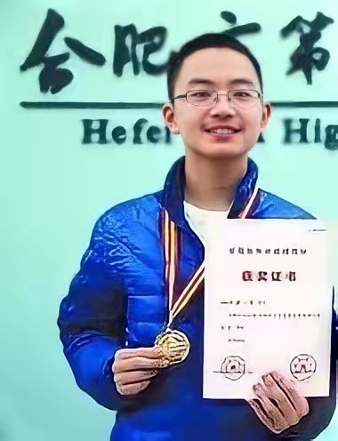 13岁神童645分考入清华，开学清华校长点名表扬，特别之处在哪？